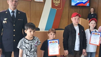 В МО МВД России &laquo;Губахинский&raquo; прошло торжественное мероприятие, посвящённое Дню России